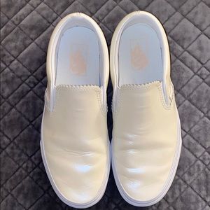 VANS Classic Slip-On in Pearl Suede (Iridescent)